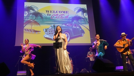 תמונת מופע: La Bella Cubana בהופעה חיה – חגיגה קובנית במיטבה